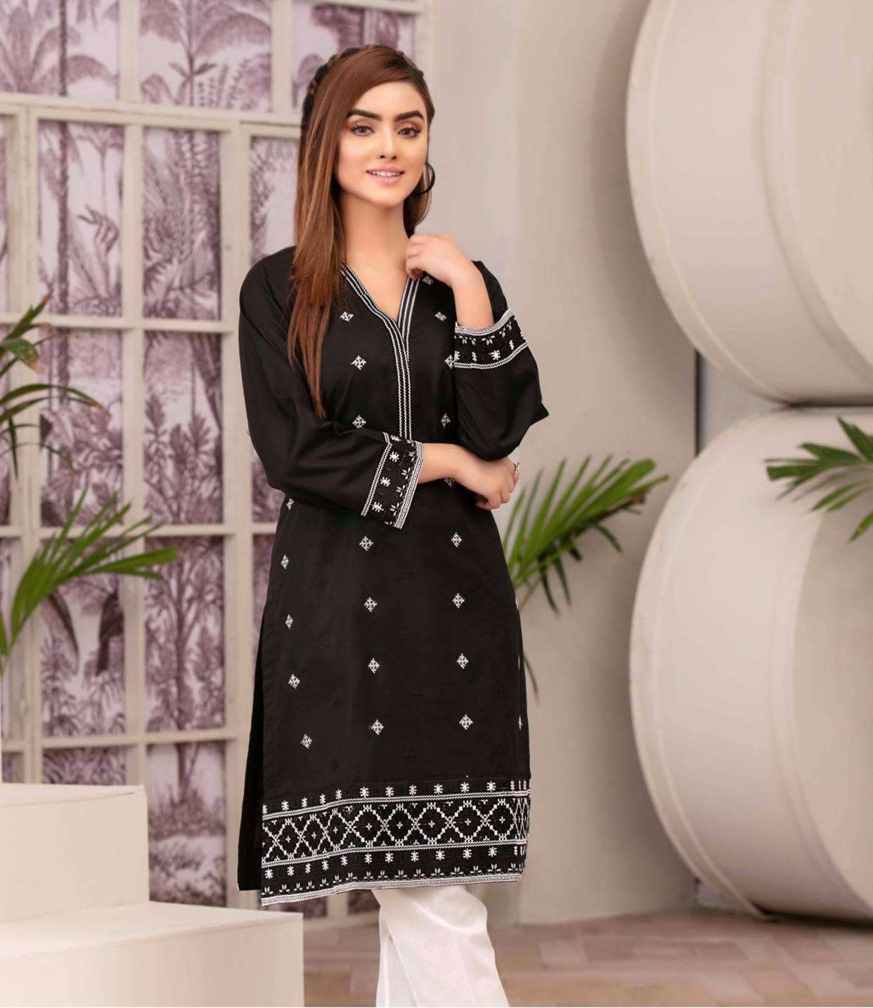 ONYX VISCOSE JACQUARD KURTI